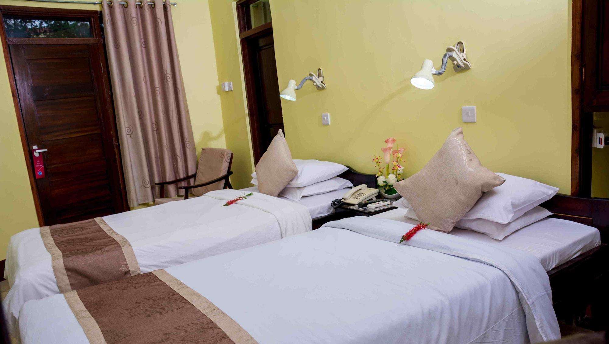 Keys Hotel Moshi Ngoại thất bức ảnh