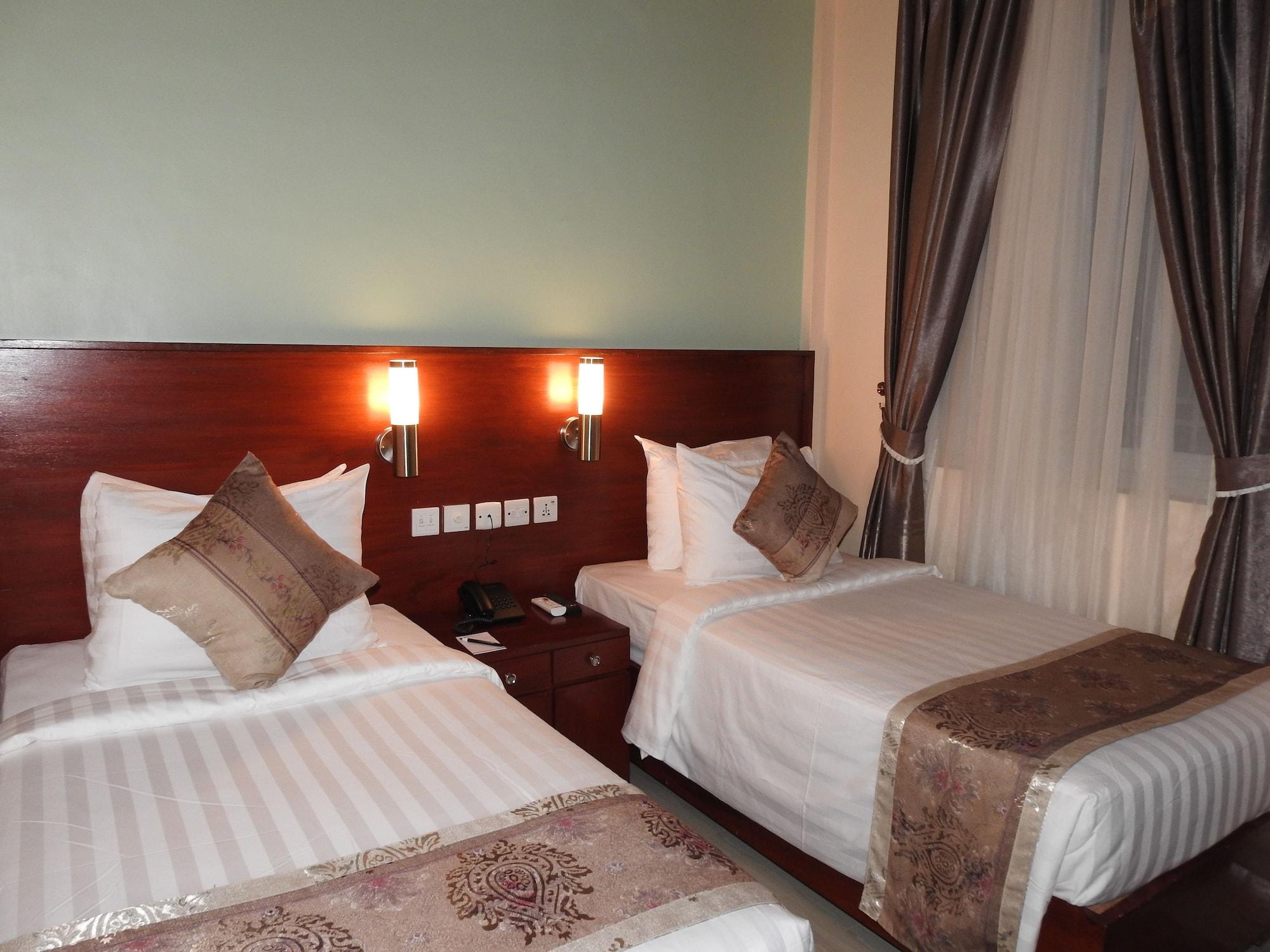 Keys Hotel Moshi Ngoại thất bức ảnh