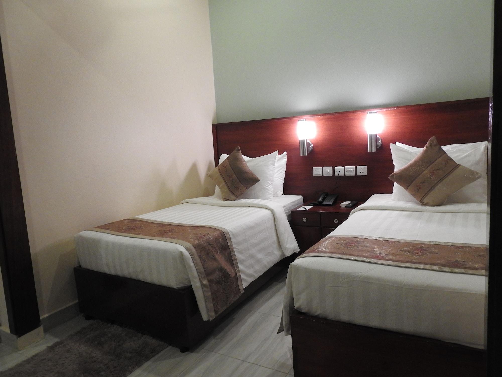 Keys Hotel Moshi Ngoại thất bức ảnh
