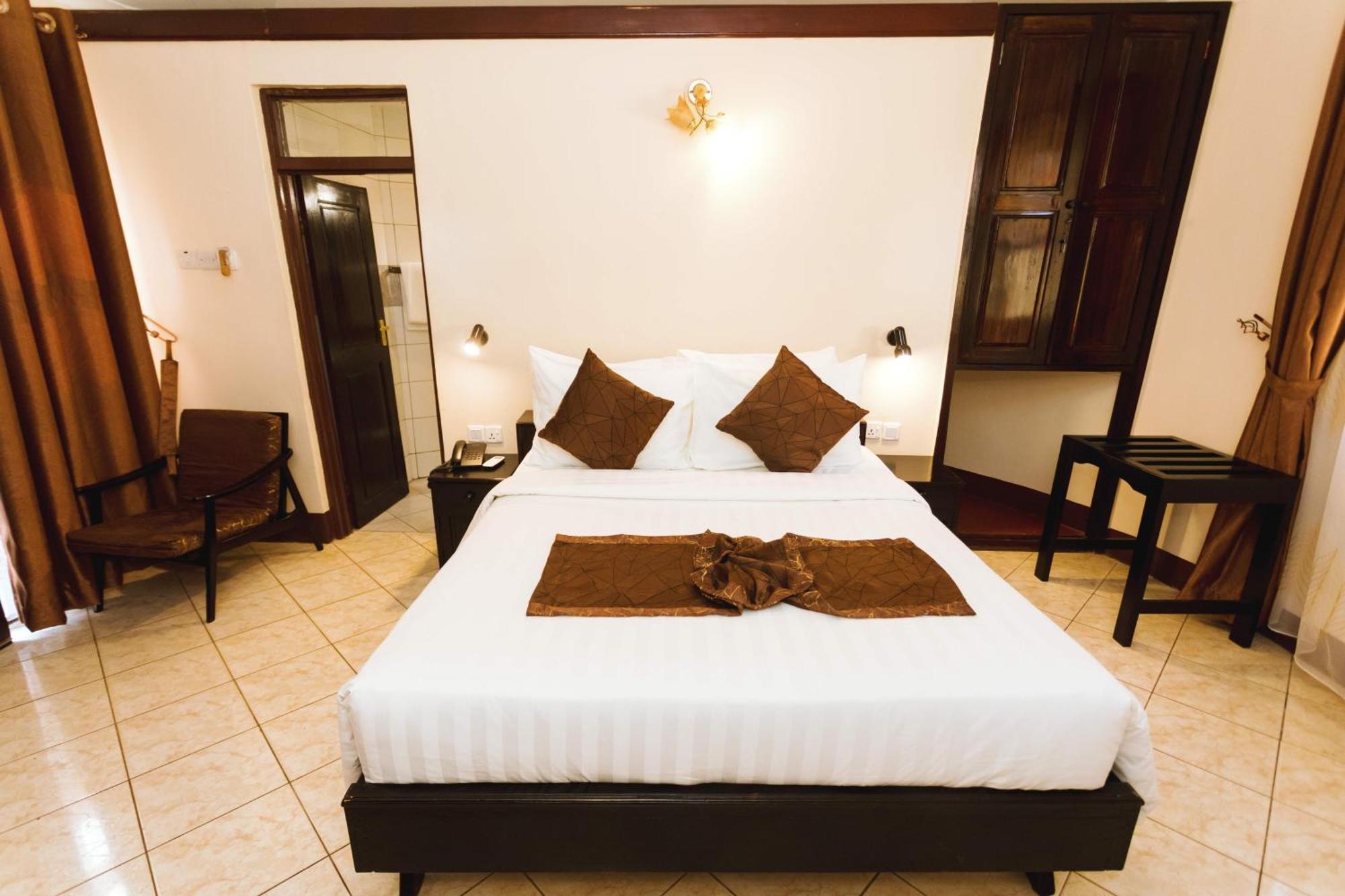 Keys Hotel Moshi Ngoại thất bức ảnh