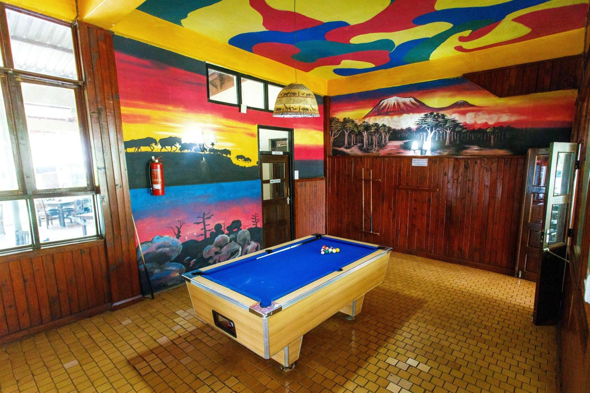 Keys Hotel Moshi Ngoại thất bức ảnh