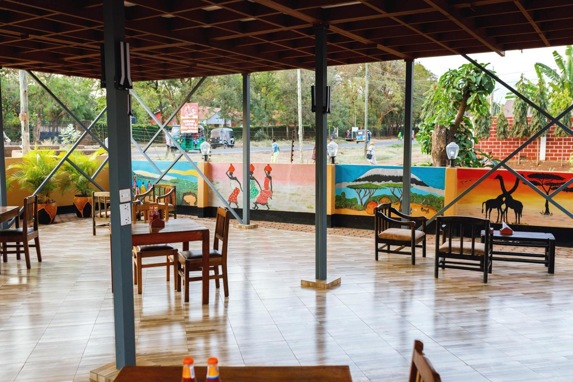Keys Hotel Moshi Ngoại thất bức ảnh