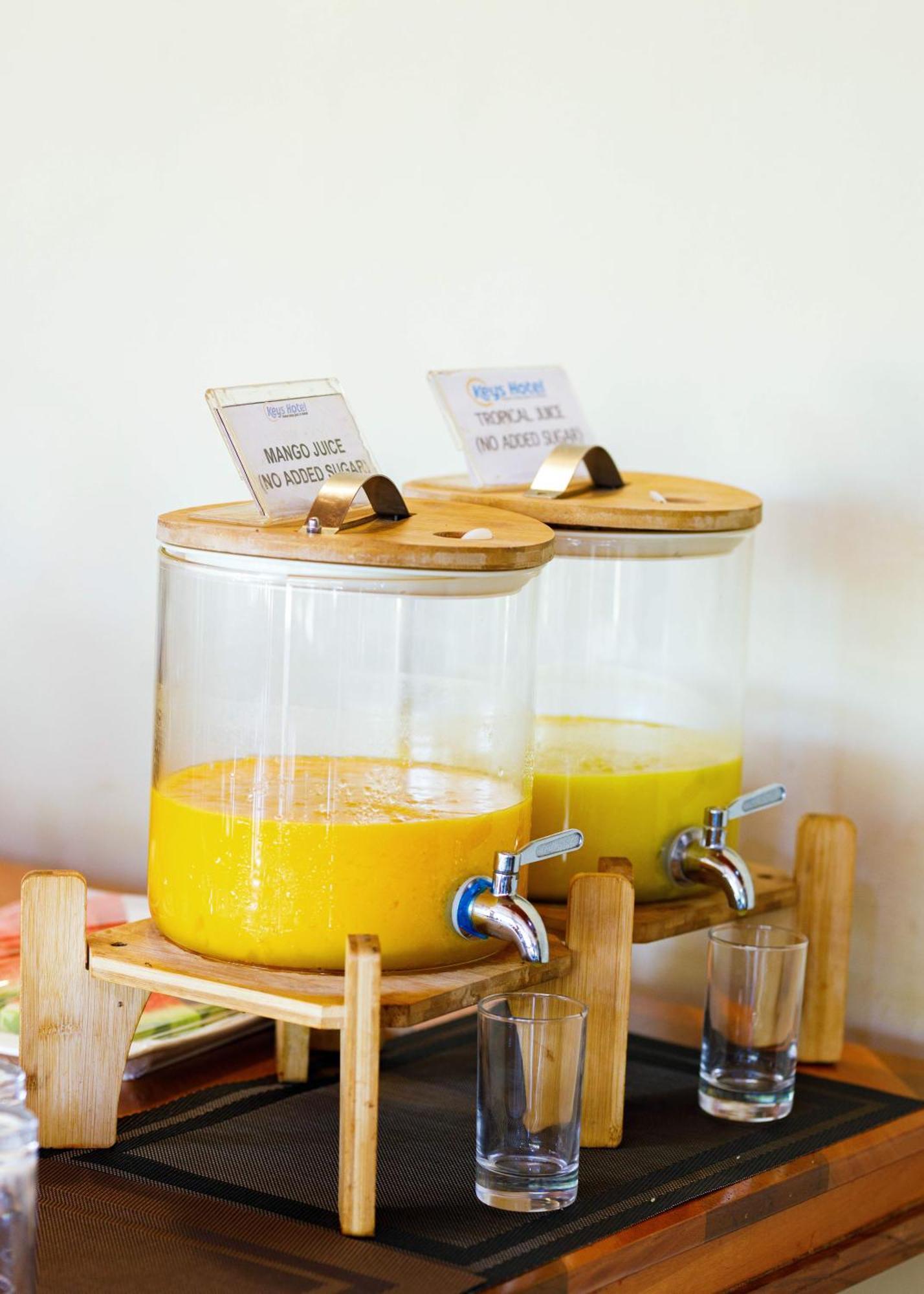 Keys Hotel Moshi Ngoại thất bức ảnh