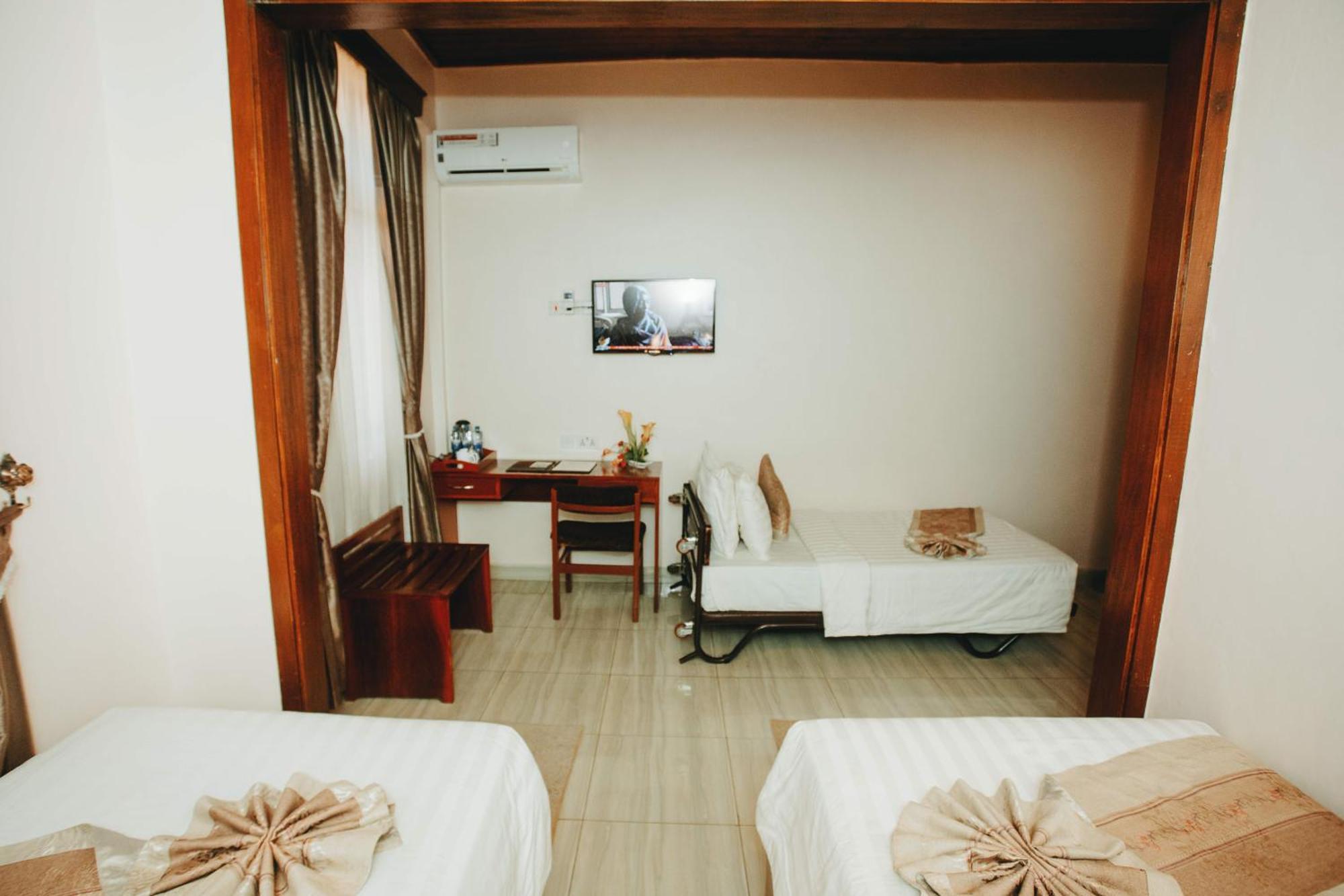 Keys Hotel Moshi Ngoại thất bức ảnh